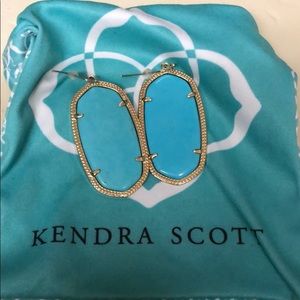 Kendra Scott Danielle’s in teal